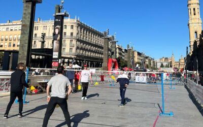 El bádminton esta presente en el día del deporte en la calle de Zaragoza.