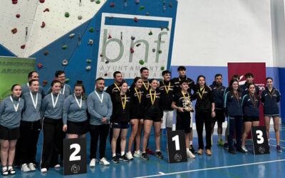 Bádminton Huesca se alza con la victoria en la Aragón-Liga Nacional de Clubes 2ª Territorial 2025/2026.